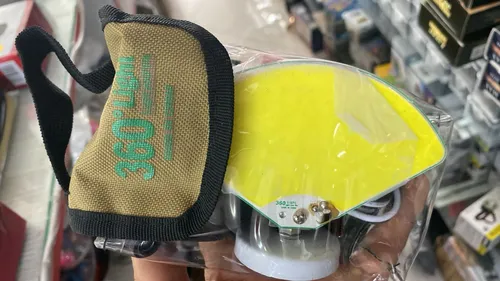 لامپ کمپ و سفر مثلثی360 درجه LIGHT